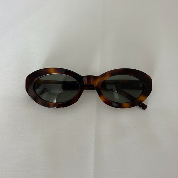 Saint Laurent Oval Monogram Tortoise Sunglasses YSL - Picture 3 of 5